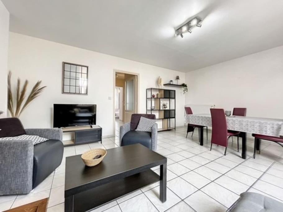 Appartement Au Coeur De Троа Екстериор снимка